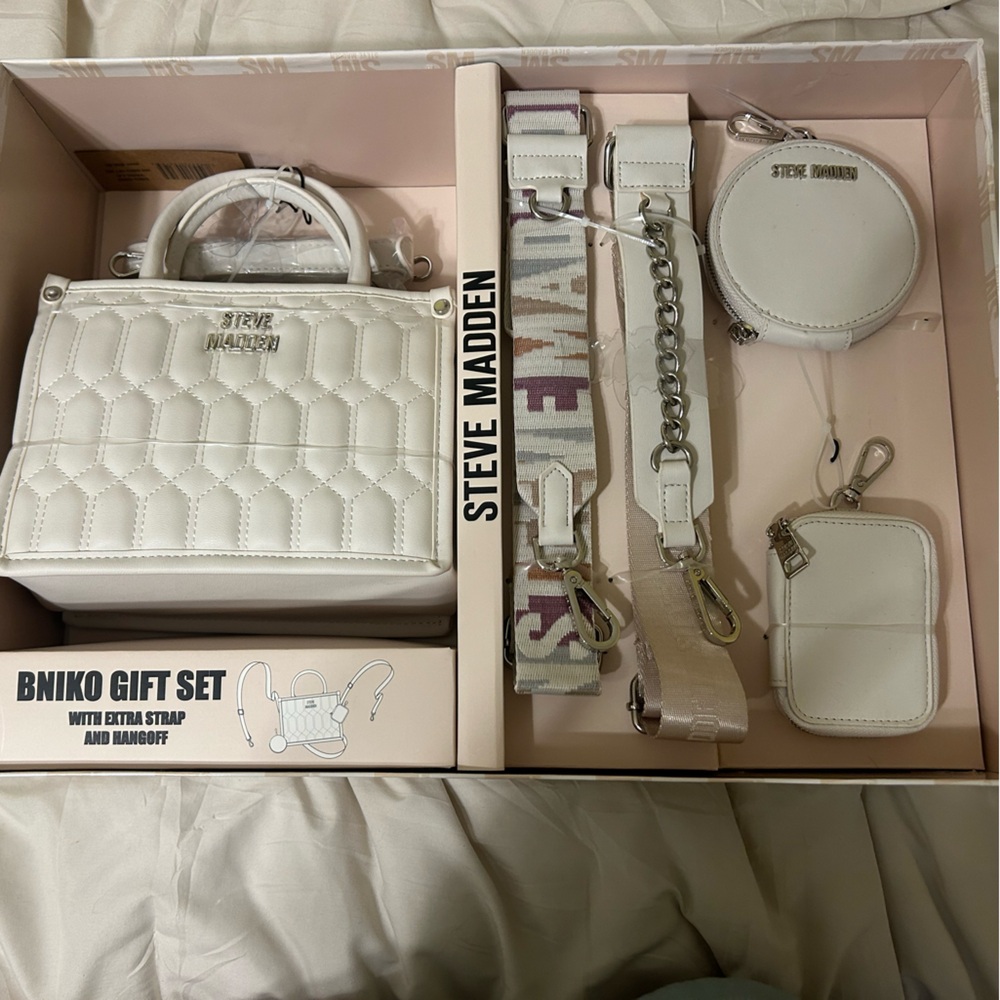 Steve Madden purse set